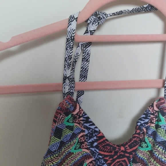 No Boundaries Black and White Embroidered Boho Tankini Top Size 1X - Picture 2 of 12